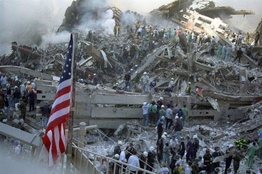 Những bức ảnh lần đầu được công bố về hiện trường vụ khủng bố 11-9