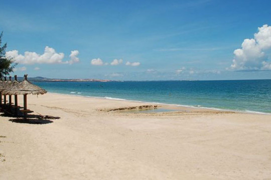 Bình Thuận sẽ lắp đặt hệ thống còi báo động về đuối nước ở các bãi biển