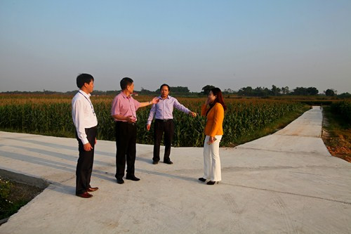 Thị xã Sơn Tây đầu tư hệ thống chiếu sáng cho 6 xã xây dựng nông thôn mới
