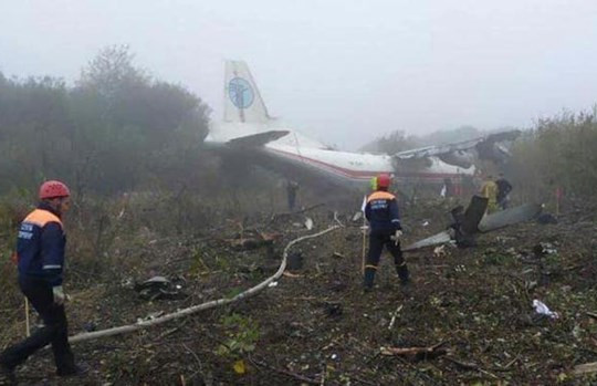 Rơi máy bay vận tải tại Ukraine, ít nhất 5 người thiệt mạng