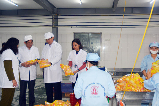 Hà Nội chia sẻ kinh nghiệm kiểm soát an toàn thực phẩm với 7 tỉnh, thành phố