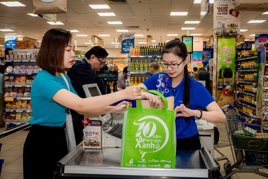 Từ tháng 11-2019, các cơ quan của Hà Nội không sử dụng sản phẩm nhựa dùng một lần
