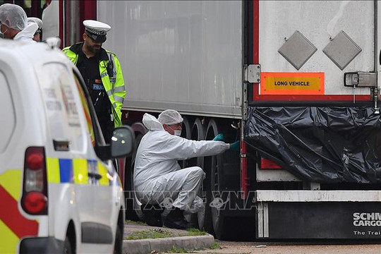 Đẩy nhanh xác minh quốc tịch, danh tính nạn nhân vụ 39 thi thể trong xe tải ở Anh