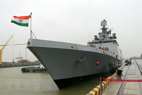 Tàu Hải quân Ấn Độ INS SAHYADRI thăm thành phố Đà Nẵng