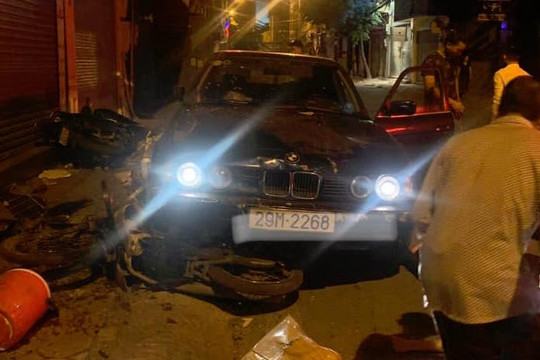 Xác định danh tính tài xế ô tô BMW đâm 5 người trọng thương trong đêm