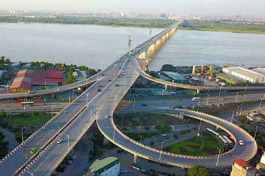 6 cây cầu qua sông Hồng của Hà Nội