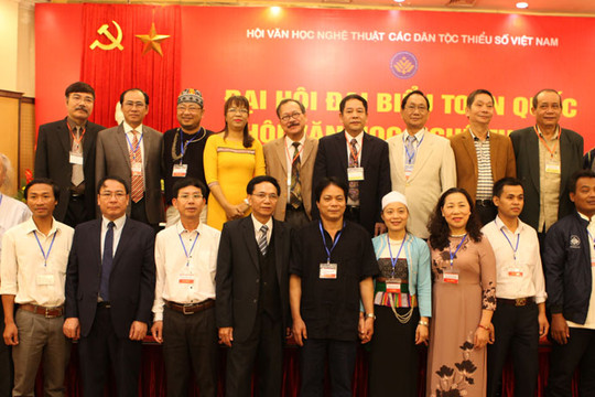 Nhạc sĩ Nông Quốc Bình tái cử Chủ tịch Hội VHNT các dân tộc thiểu số Việt Nam