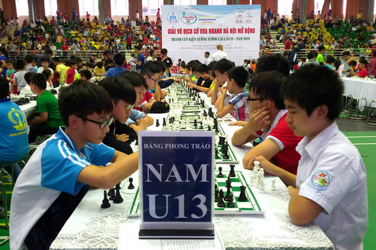 Giải đấu cờ vua thu hút đông kỳ thủ nhất Hà Nội