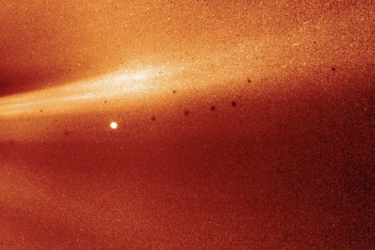 Tàu thăm dò NASA tiến sát Mặt trời, sắp tìm ra bí mật tỷ năm