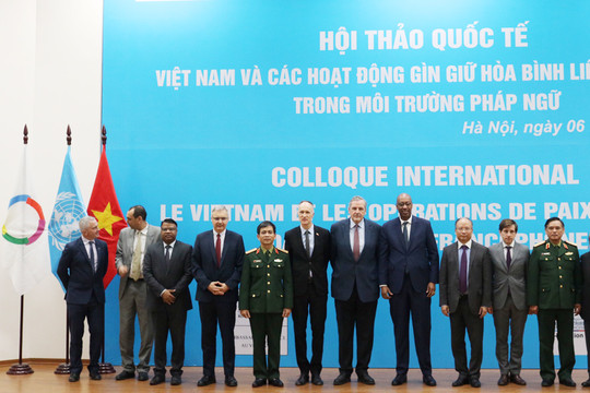 Việt Nam cam kết tham gia sâu rộng vào hoạt động gìn giữ hòa bình với Cộng đồng Pháp ngữ
