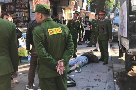 Khẩn trương điều tra vụ nổ nghi do súng tại ngõ Phan Huy Chú