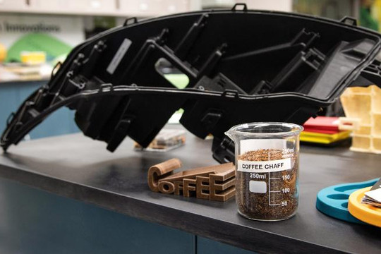 Vỏ hạt cà phê rang sẽ được dùng để chế tạo phụ tùng ô tô