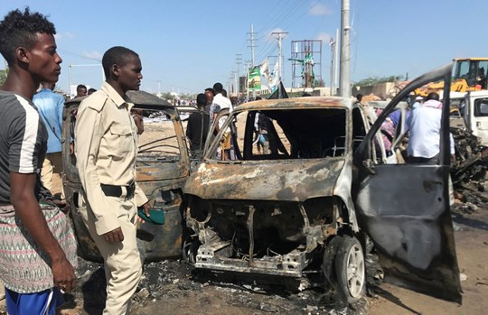 Ít nhất 50 người thiệt mạng trong vụ đánh bom xe ở thủ đô Somalia