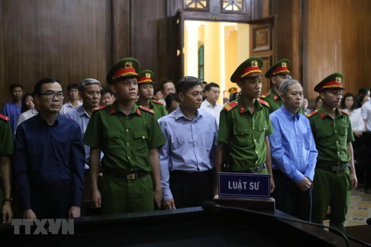 Nguyên Phó Chủ tịch UBND TP Hồ Chí Minh Nguyễn Hữu Tín lĩnh án 7 năm tù