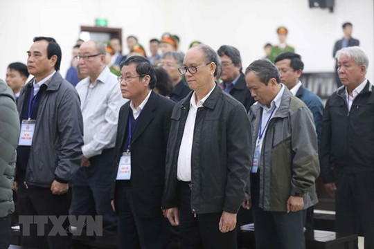 Vũ “nhôm” cùng hai nguyên Chủ tịch UBND thành phố Đà Nẵng hầu tòa