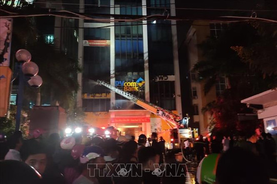 Cháy lớn tại Tòa nhà Dầu khí ở Thanh Hoá, một người tử vong