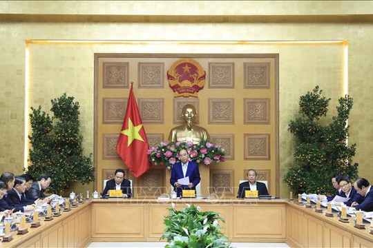 Thủ tướng chủ trì họp Tiểu ban Kinh tế - Xã hội của Đại hội Đảng lần thứ XIII
