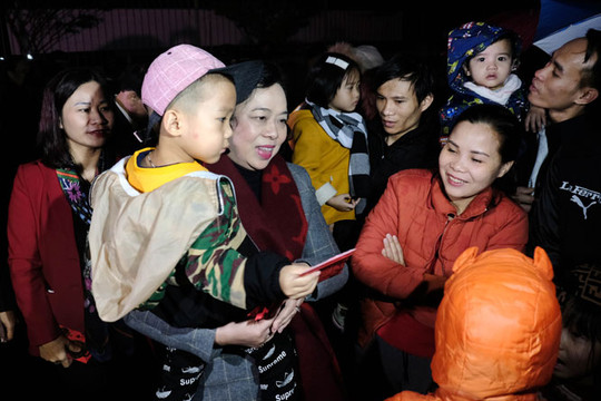Hà Nội đưa hơn 1.800 công nhân lao động về quê đón Tết