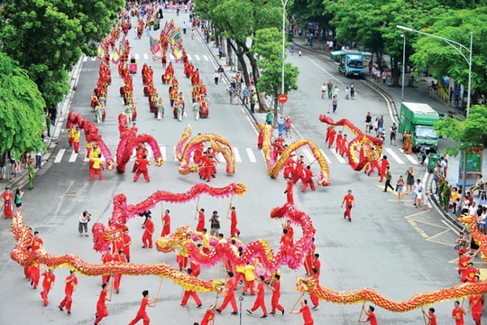 Từ Thành phố Vì hòa bình đến Thành phố sáng tạo: Khát vọng cống hiến