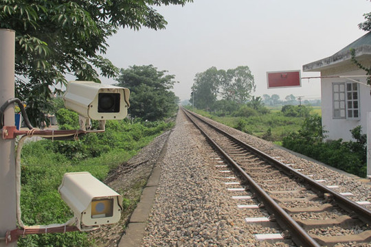 Bảo đảm an toàn giao thông đường sắt tại Hà Nội: Đa dạng giải pháp