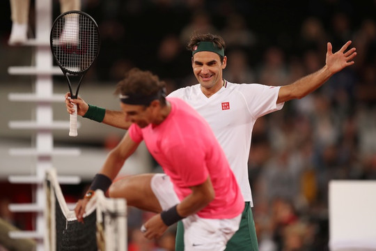 Federer thắng Nadal trong trận đấu lập kỷ lục thế giới