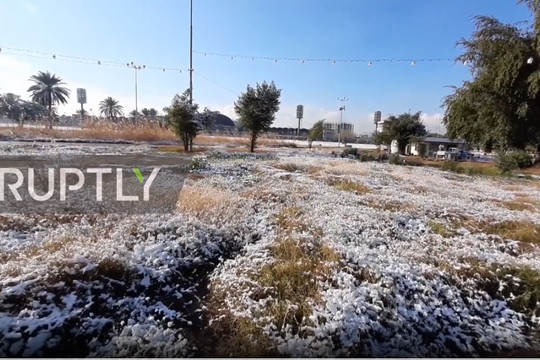 Iraq: Tuyết rơi bất ngờ, phủ trắng thủ đô Baghdad