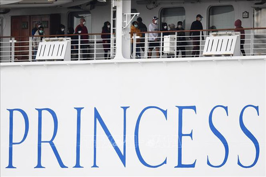 Mỹ và Canada điều máy bay chở công dân trên du thuyền Diamond Princess về nước