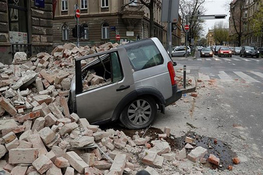Động đất mạnh 5,3 độ ở Croatia làm sập một tòa nhà giữa thủ đô