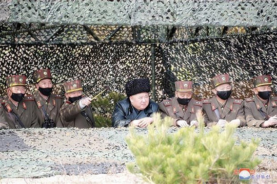 Chủ tịch Triều Tiên giám sát vụ thử nghiệm vũ khí dẫn đường chiến thuật