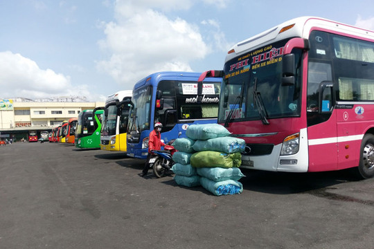 Thành phố Hồ Chí Minh: Các bến xe, ga tàu kiểm soát chặt lượng xe xuất bến