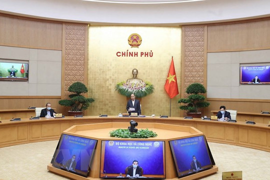 Thủ tướng Nguyễn Xuân Phúc: Quyết tâm phấn đấu không để nền kinh tế bị đổ gãy