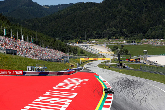 Giải đua xe F1 có thể tái khởi động vào ngày 5-7 tại Áo