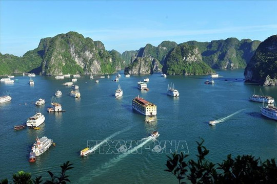 Quảng Ninh mở cửa lại du lịch, dịch vụ từ 12h ngày 1-5