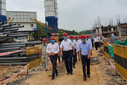 Kiểm tra tiến độ xây dựng Nhà máy điện rác tại Sóc Sơn