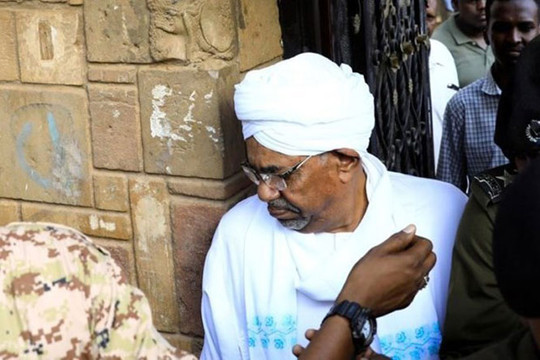 Sudan tịch thu khoảng 4 tỷ USD tài sản của cựu Tổng thống Omar al-Bashir