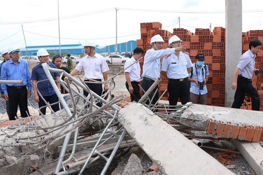 Khởi tố giám đốc công ty xây tường bị đổ làm 10 người chết ở Đồng Nai