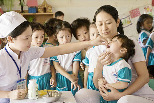 Phòng, chống thiếu vi chất dinh dưỡng ở trẻ: Nâng tầm vóc, trí tuệ người Việt