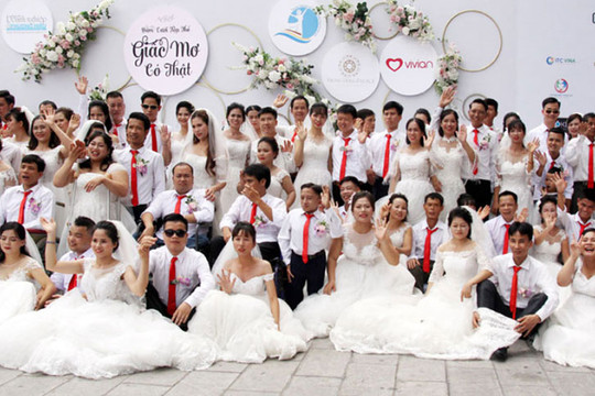 60 cặp đôi khuyết tật tham gia đám cưới tập thể ''Giấc mơ có thật'' lần 3