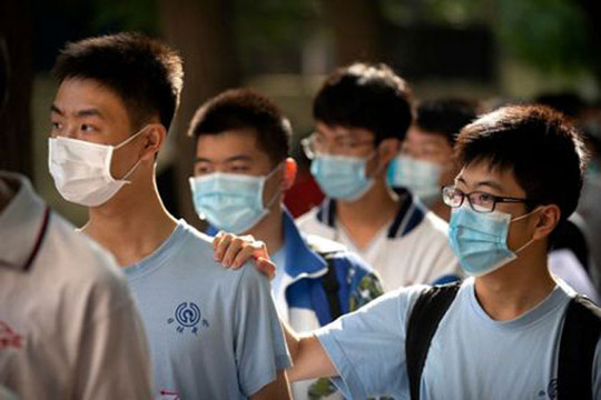 Học sinh Trung Quốc bước vào kỳ thi khắc nghiệt nhất thế giới