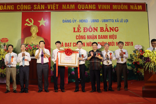 Xã Lê Lợi (huyện Thường Tín) đón bằng công nhận xã đạt chuẩn nông thôn mới
