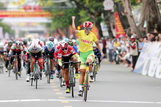 Nguyễn Thị Thật giành cú đúp danh hiệu tại Giải Xe đạp nữ toàn quốc năm 2020
