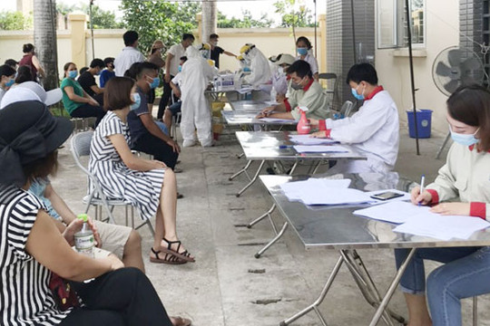 Hà Nội còn 18.333 người dân về từ Đà Nẵng chưa được lấy mẫu xét nghiệm RT-PCR