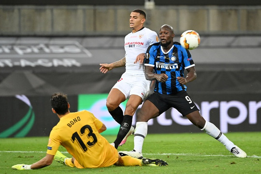 Lukaku hóa tội đồ, Inter thua Sevilla ở chung kết Europa League