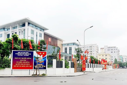 Hà Nội rợp cờ hoa chào mừng các sự kiện trọng đại của Thủ đô