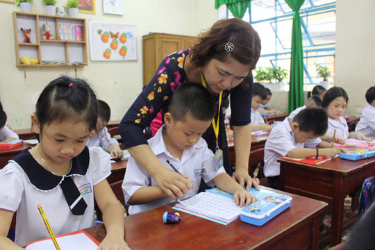 Bộ Giáo dục và Đào tạo yêu cầu rà soát sách giáo khoa tiếng Việt lớp 1
