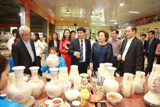 Sản phẩm gốm của Công ty cổ phần Gốm Chu Đậu: Tự hào vinh danh Thương hiệu quốc gia