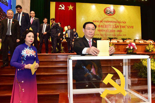 63 đại biểu đại diện cho Đảng bộ thành phố Hà Nội dự Đại hội lần thứ XIII của Đảng