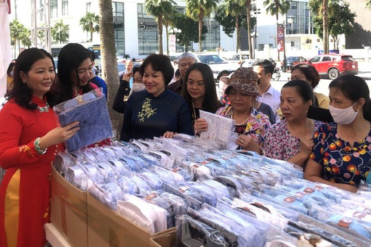 120 doanh nghiệp tham gia Hội chợ hàng Việt Nam được người tiêu dùng yêu thích