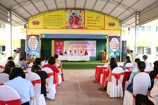 Huyện Sóc Sơn diễn tập xử lý ngộ độc thực phẩm tại bếp ăn trường học