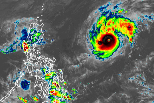 Philipines khẩn trương sơ tán người dân tránh cơn bão mạnh cấp 5